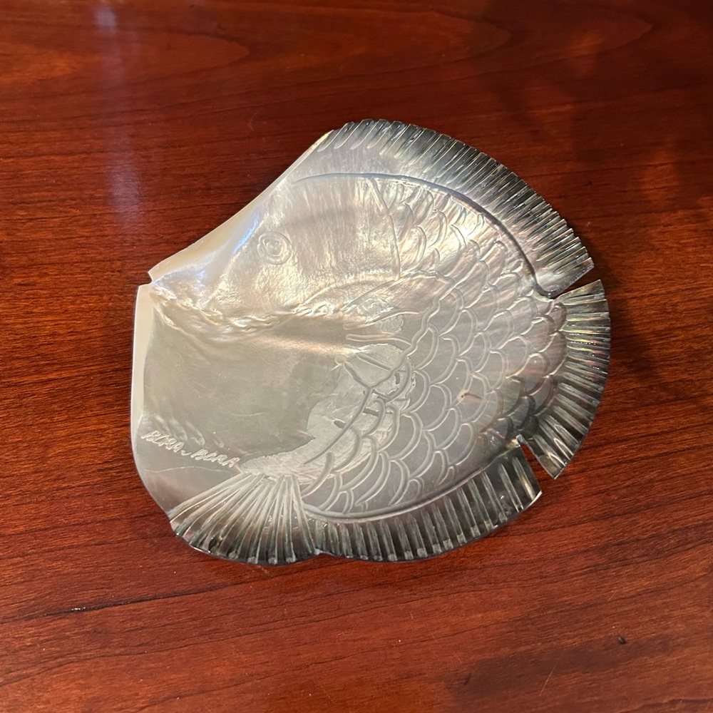 Bora Bora Mother of Pearl Carved Fish Trinket Dish